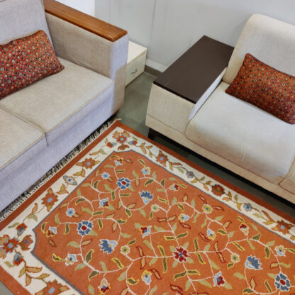 Rusty Floral Persia Rug 4x6’ - Image 3